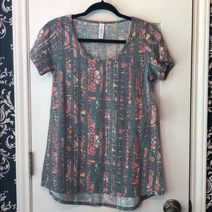 NWT LulaRoe Classic T